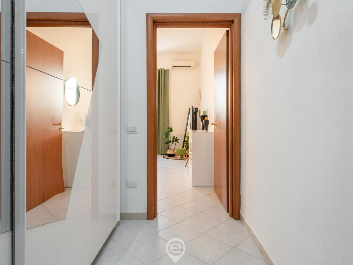 קליארי Trendy City Apartment מראה חיצוני תמונה
